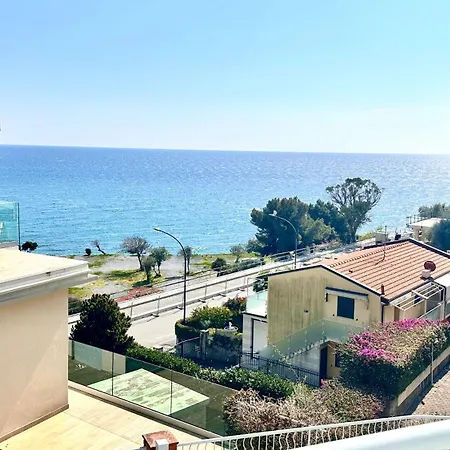 Apartament Silvia Al Mare *